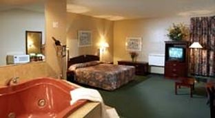 Travelodge By Wyndham Cambridge - Waterloo חדר תמונה